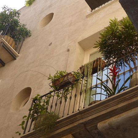 Appartamento In Palazzo Lampedusa Palermo Luaran gambar