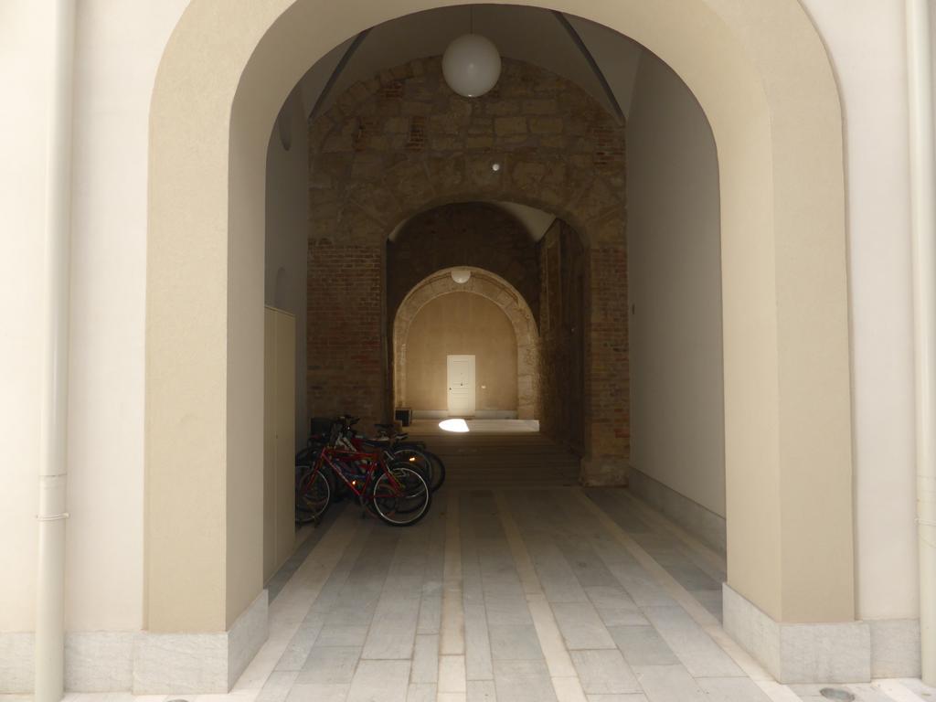 Appartamento In Palazzo Lampedusa Palermo Luaran gambar